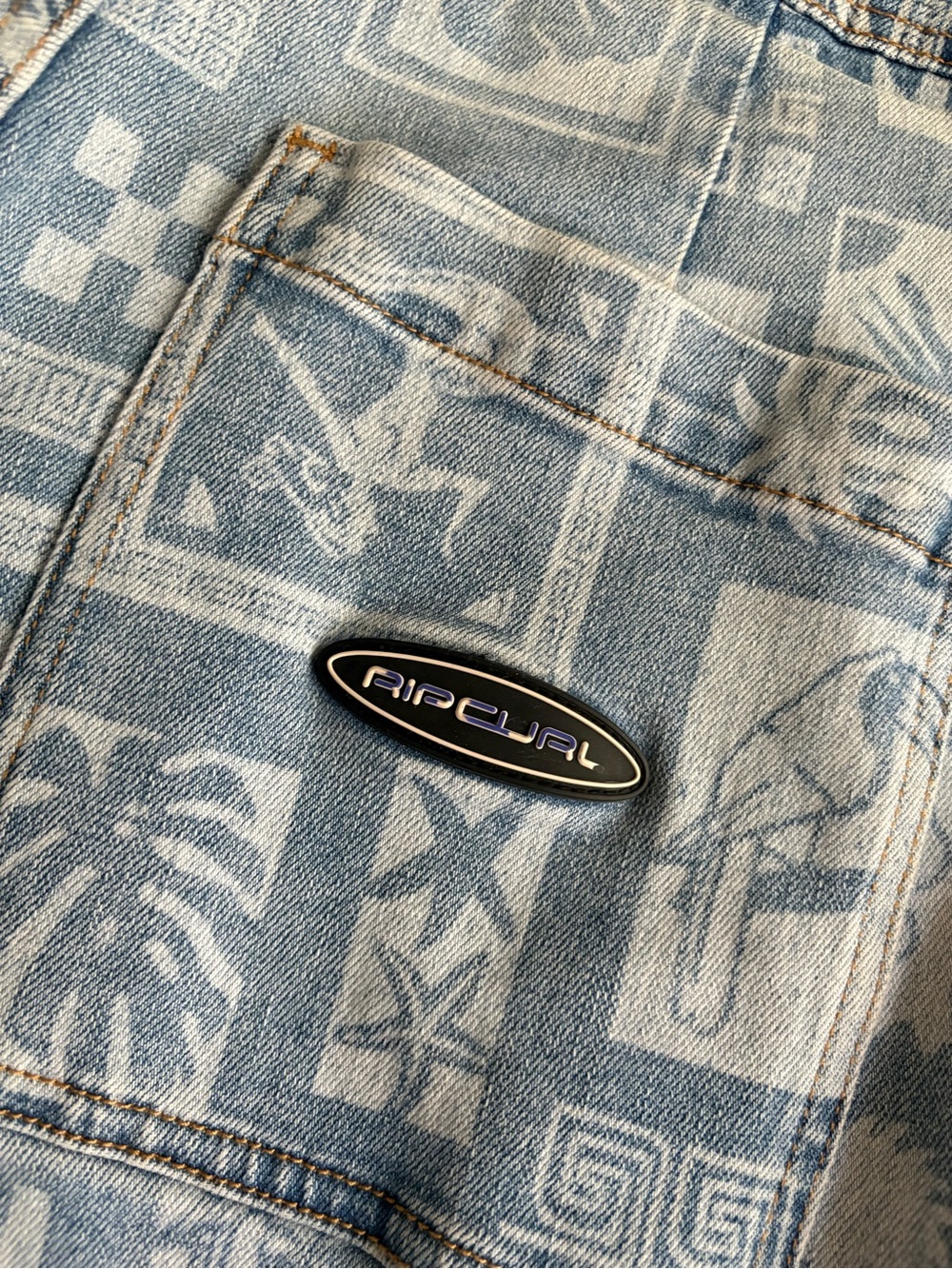 Rip Curl Light Blue Printed Denim Jeans - Picture 2 of 6